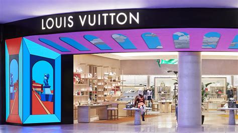 louis vuitton roma fiumicino reviews|louis vuitton exchange rate.